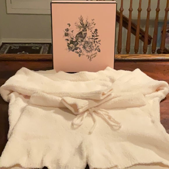 VICTORIA’S SECRET Lounge Set Top & Shorts M - Picture 3 of 7